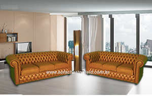 sofá chesterfield de 3 lugares couro legítimo cor caramelo sofá chesterfield 3 lugar